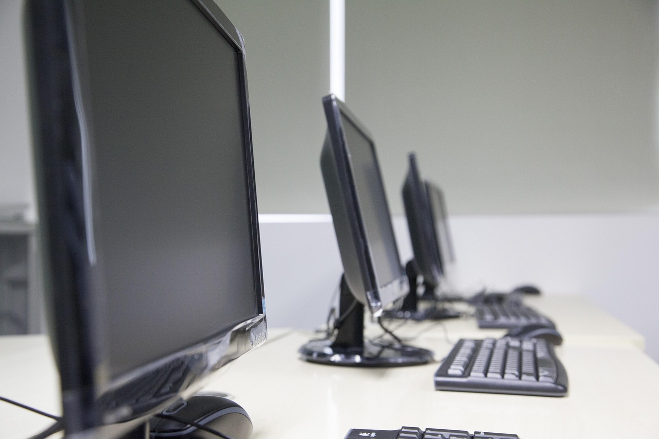 华为Mate系列,一台手机,半部国产科技进化史 华为Mate系列,一台手机,半部国产科技进化史